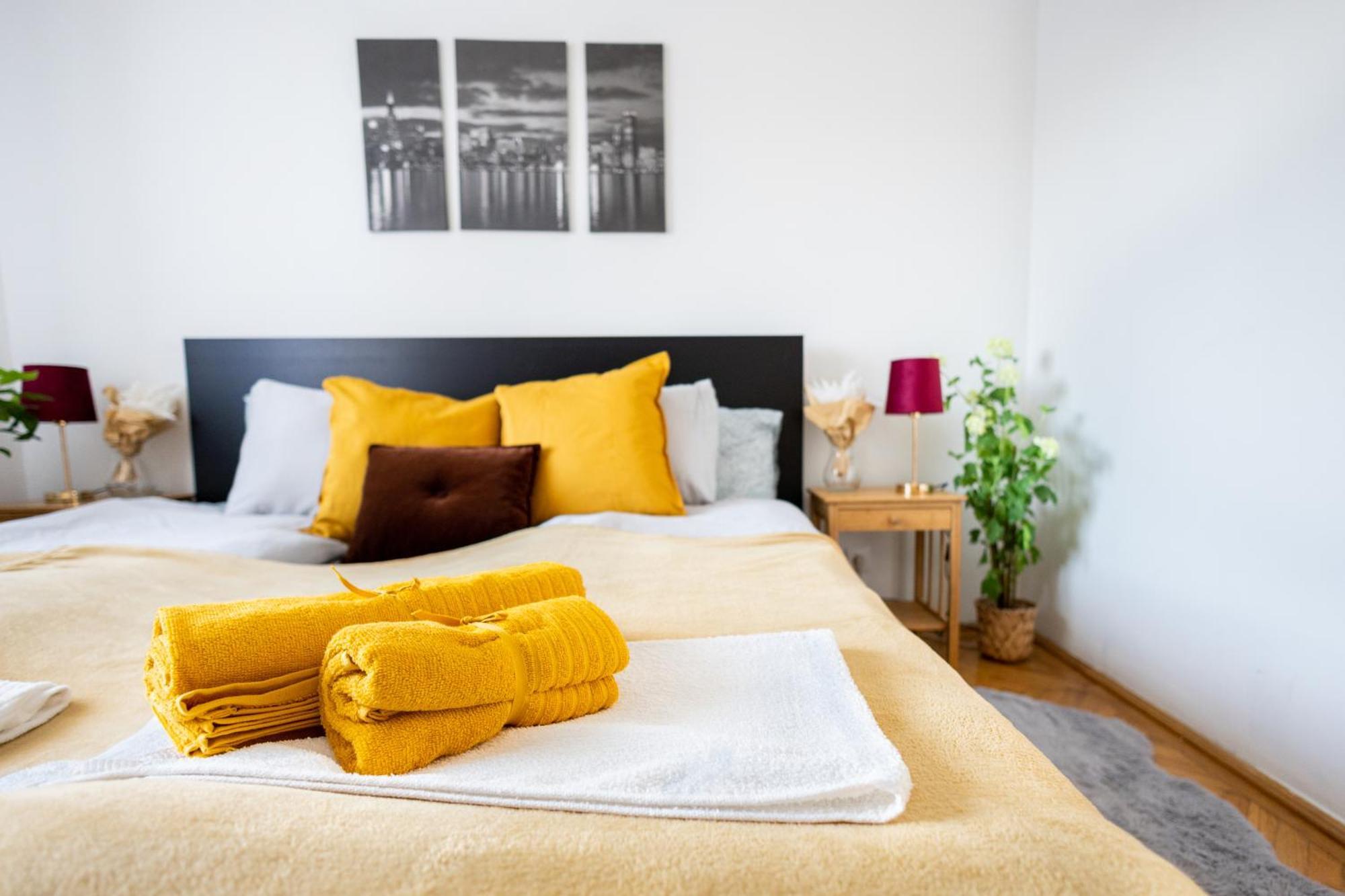 Cozy Panorama Apartment Next To The Buda Castle Budapest Luaran gambar
