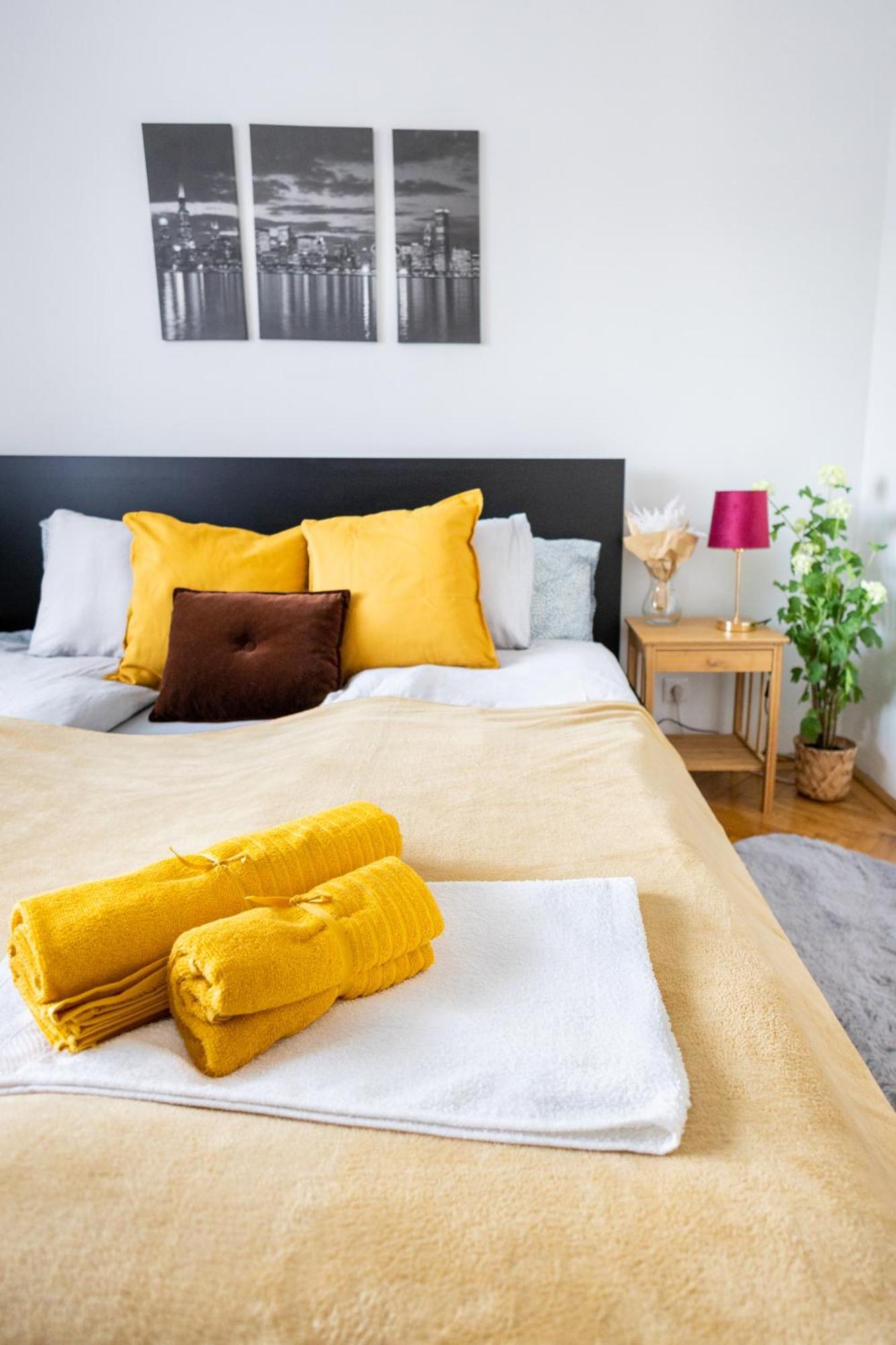 Cozy Panorama Apartment Next To The Buda Castle Budapest Luaran gambar